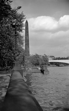 Cleopatra's Needle, Westminster, London, c1945-c1965. Artist: SW Rawlings
