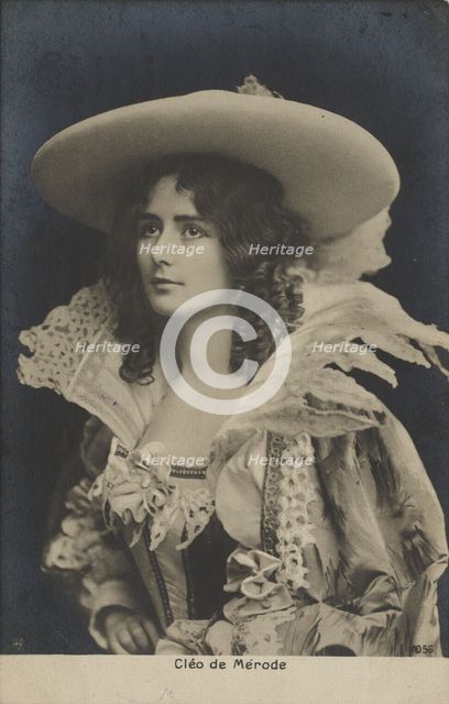 Cléo de Mérode, c. 1902.