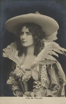 Cléo de Mérode, c. 1902