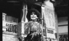 Cleo Laine, The Globe, London, 1975. Artist: Brian O'Connor