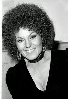 Cleo Laine, Dorchester, London, 1975. Artist: Brian O'Connor