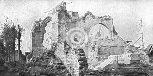 'Clery Repris; Les ruines de l'eglise', 1916. Creator: Unknown.