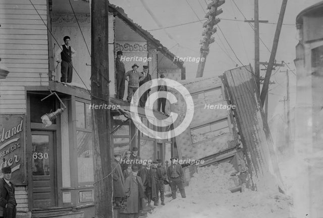 Cleveland storm damage, 11/13, 1913. Creator: Bain News Service.