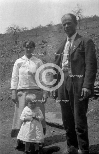 Clinton and Florence Fitzgerald, Nelson County, Virginia, USA, 1916-1918. Artist: Cecil Sharp