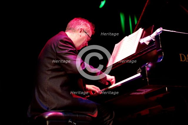 Clive Dunstall, The Under Ground, Eastbourne, East Sussex, Dec 2015. Artist: Brian O'Connor.