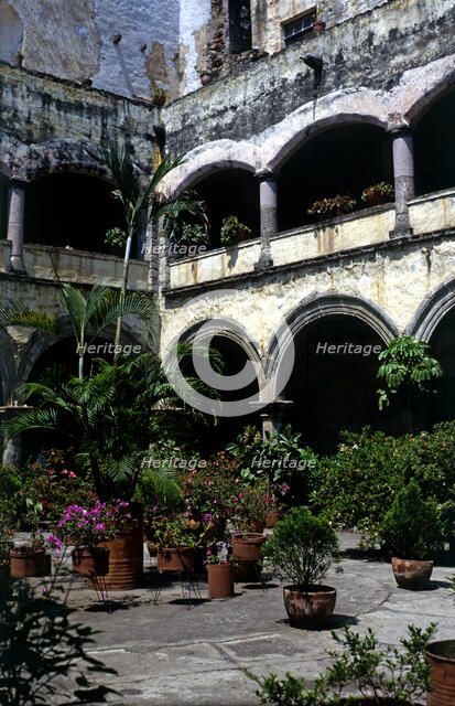 Cloister of the former Franciscan convent which is part of the present Cathedral of Cuernavaca, i…