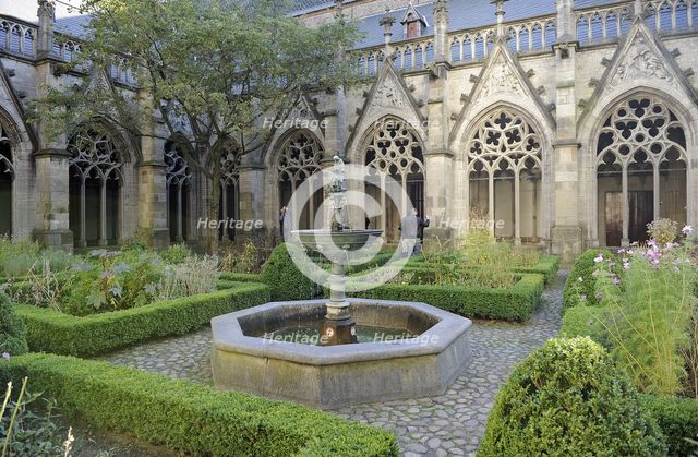 Cloister, St. Martin's Cathedral, Utrecht, Netherlands, 2013.  Creator: LTL.