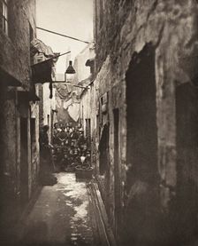 Close No. 118 High Street (#6), Printed 1900. Creator: Thomas Annan