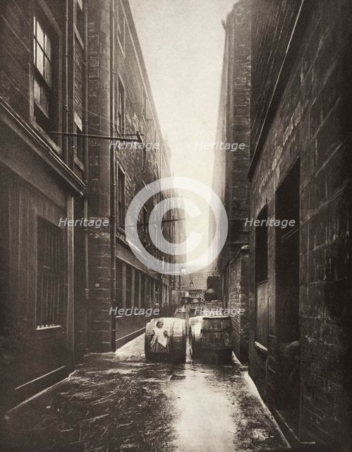Close No. 11 Bridgegate (#44), Printed 1900. Creator: Thomas Annan.