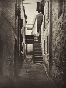 Close No. 122 Saltmarket (#29), Printed 1900. Creator: Thomas Annan