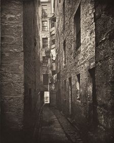 Close No. 148 High Street (#5), Printed 1900. Creator: Thomas Annan