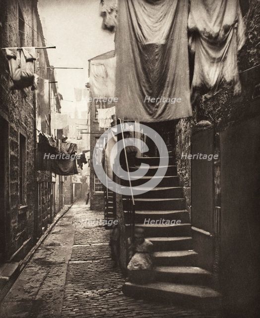 Close No. 193 High Street (#9), Printed 1900. Creator: Thomas Annan.