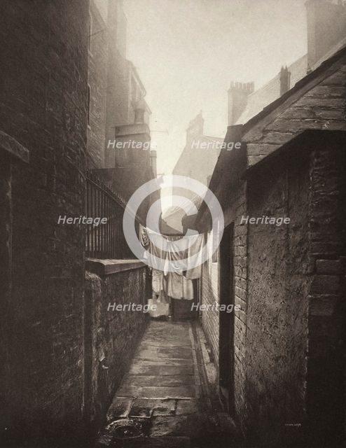 Close No. 29 Bridgegate (#42), Printed 1900. Creator: Thomas Annan.