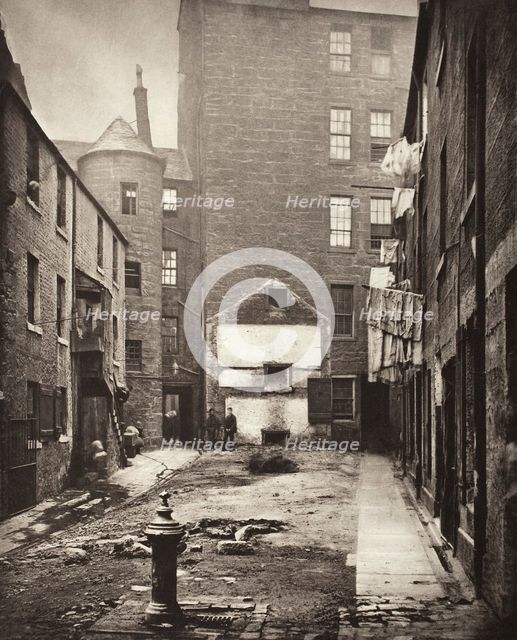 Close No. 61 Saltmarket (#27), Printed 1900. Creator: Thomas Annan.