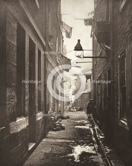 Close No. 80 High Street (#11), Printed 1900. Creator: Thomas Annan.
