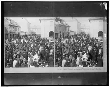 Cloth Market on Sunday, Warsaw, Poland, Russia, between 1910 and 1920. Creator: Harris & Ewing