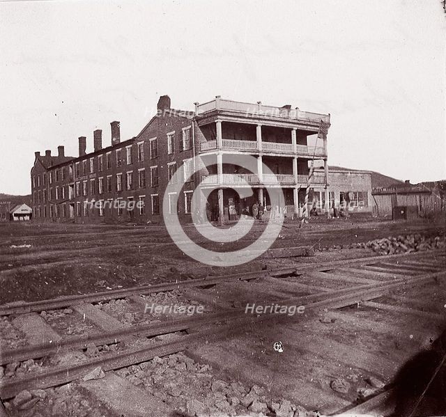Crutchfield House, Chattanooga, Tennessee, ca. 1864. Creator: George N. Barnard.