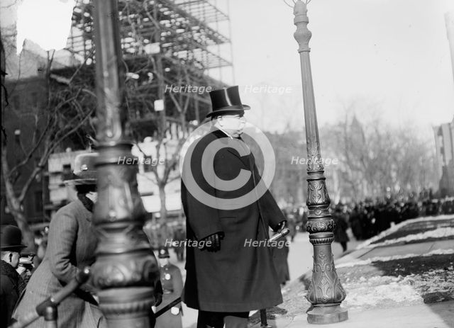 Cruz, Senior Don Anibal, Ambassador From Chile's Funeral at St. Patrick's Church; President..., 1910 Creator: Harris & Ewing.