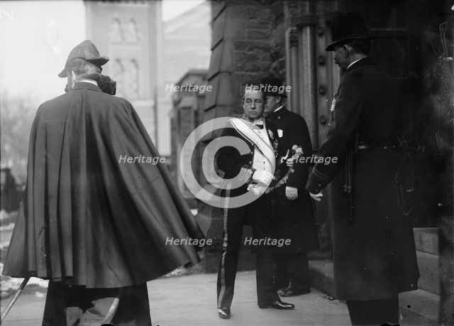 Cruz, Senor Don Anibal - His Funeral At St. Patrick's Church, 1910. Creator: Harris & Ewing.