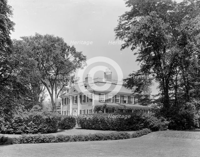 Craigie, Longfellow House, Cambridge, Mass., between 1900 and 1920. Creator: Unknown.