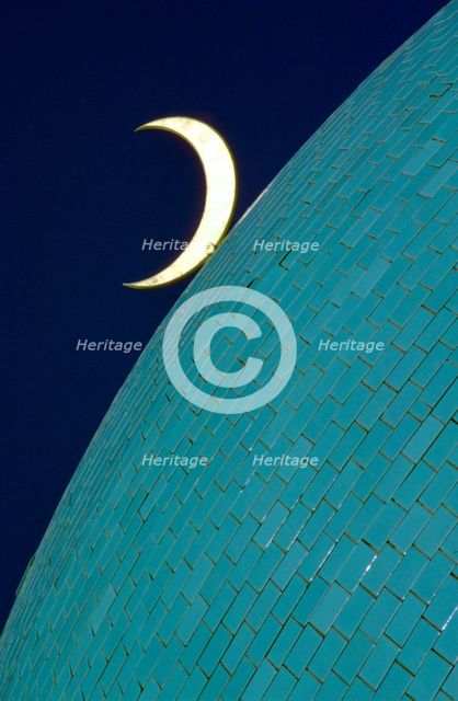 Crescent symbol on the Abu Abaidan Mosque, Al Ahmadi, Kuwait. Creator: Tony Evans.