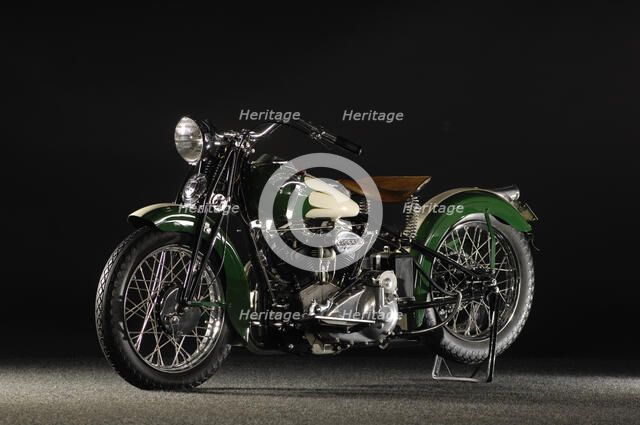 Crocker big tank V twin 1937. Artist: Simon Clay.