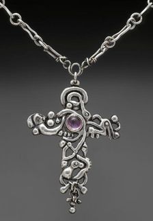 Cross pendant with chain, about 1907-1911. Creator: Janet Payne Bowles