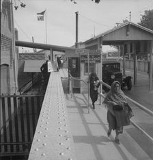 Crossing the international bridge between Juarez, Mexico and El Paso, Texas, 1937. Creator: Dorothea Lange