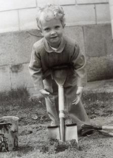 Crown Prince Carl Gustaf of Sweden's 3rd birthday, 30 April 1949. Artist: Karl Sandels