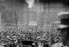 Crowd at Gaynor notification 9/3/13, 1913. Creator: Bain News Service