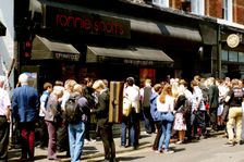 Crowd Scene, Ronnie Scott's, Soho, London, 5th June 2016. Artist: Brian O'Connor