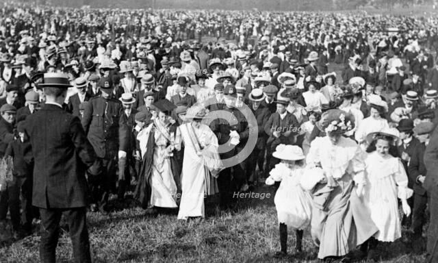 Crowds in Hyde Park on Women's Sunday, 21st June 1908. Artist: Unknown