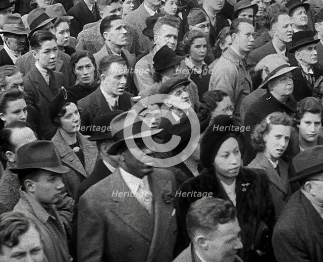 Crowds Listening to Speeches in Trafalgar Square, 1942. Creator: British Pathe Ltd.