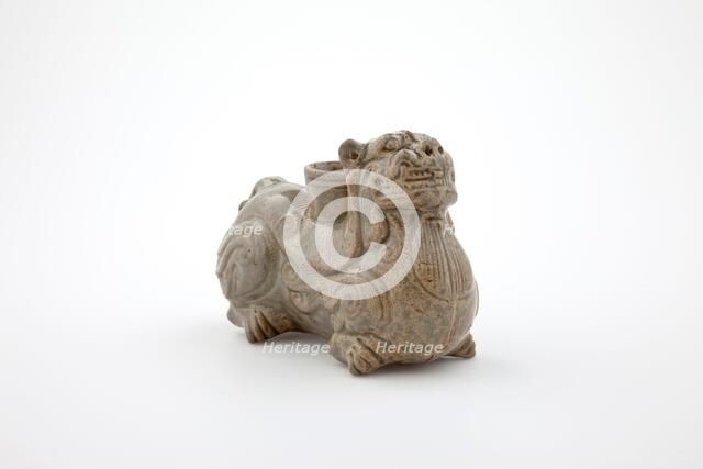 Crouching feline, 265-316. Creator: Unknown.