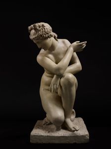 Crouching Venus, c.200BC-100BC, (early 19th century). Creator: Unknown
