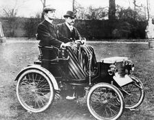 CS Rolls in his 4hp Peugeot Voiturette, c1900