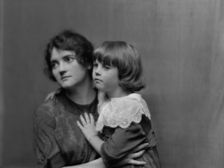 Cuthbert, Mrs. (Mrs. Wentworth), and Salanne, portrait photograph, 1912 Nov. 16. Creator: Arnold Genthe