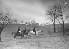 Cutting hunt, 1933 Nov. Creator: Arnold Genthe