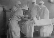 Cutting off a foot -- Canadian Hospital, Le Touquet, between 1914 and c1915. Creator: Bain News Service