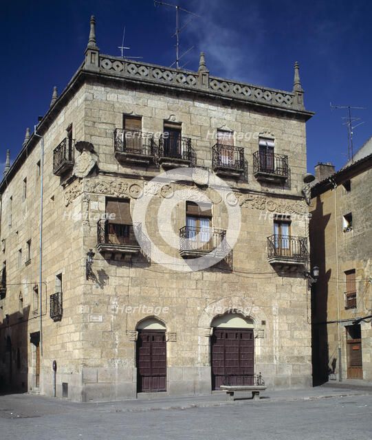 Cuetos house in the main square of Ciudad Rodrigo (Salamanca), 16th century, Plateresque style.