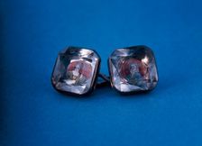 Cufflinks set with portraits of Bonnie Prince Charlie and Louise of Stolberg, late 18th century;