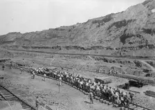 Culebra Cut, Culebra - Gang of 150 Men Shifting Track By Hand, January 1912. Creator: Harris & Ewing
