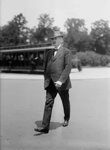 Cummins, Albert Baird, Governor of Iowa, 1902-1908; Senator, 1908-1926. Snap, 1917. Creator: Harris & Ewing