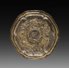 Cup Stand with Dragons amid Fungus Scrolls, 14th Century. Creator: Unknown