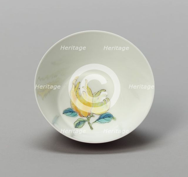 Cup with Buddha’s-Hand Citron, Qing dynasty (1644-1911), Kangxi reign mark and period (1662-1722). Creator: Unknown.