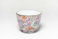 Cup with Thousand Flowers (Millefleurs) Design, Qing dynasty, Jiaqing reign (1796-1821). Creator: Unknown