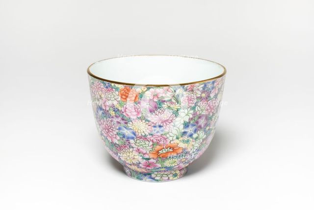 Cup with Thousand Flowers (Millefleurs) Design, Qing dynasty, Jiaqing reign (1796-1821). Creator: Unknown.