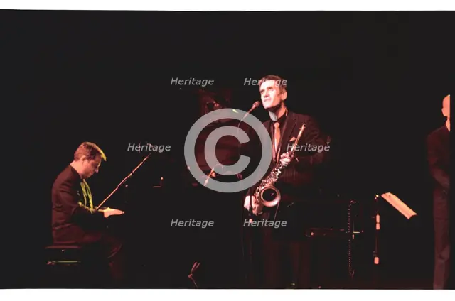 Curtis Stigers, Harlequin, Redhill, 2004.  Artist: Brian O'Connor.