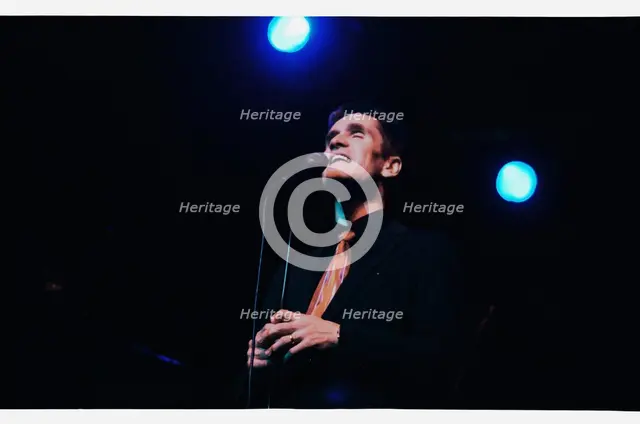 Curtis Stigers, Harlequin Theatre, Redhill, 2004.  Artist: Brian O'Connor.