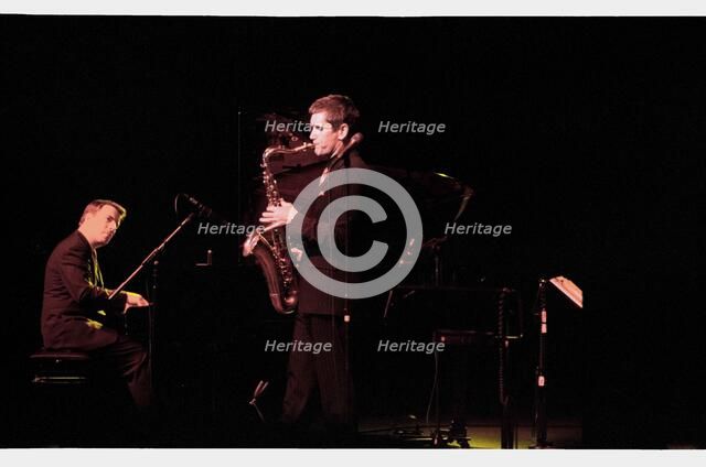 Curtis Stigers, Harlequin Theatre, Redhill, 2004.  Artist: Brian O'Connor.